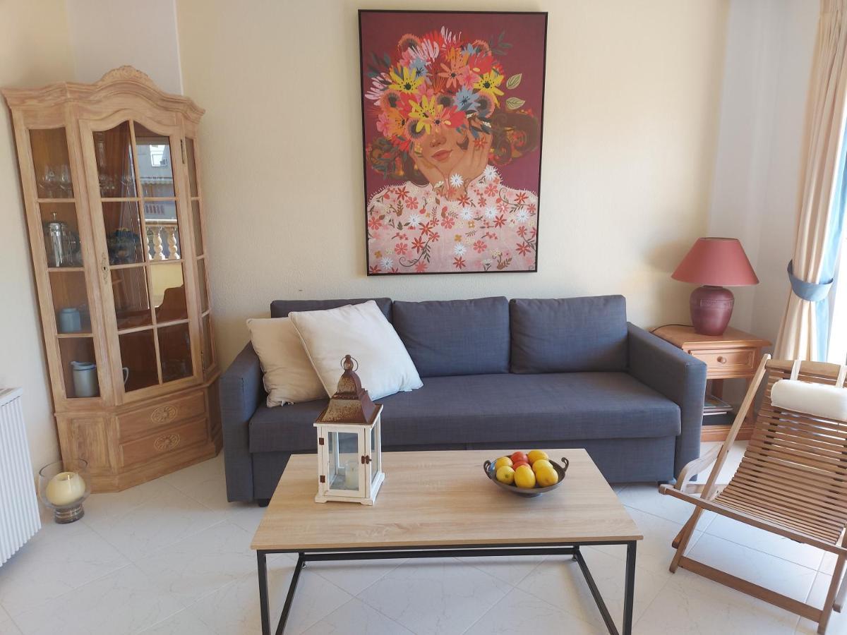 Estupendo Apartamento En Primera Linea De Playa Y Con Vistas Al Mar Денія Екстер'єр фото